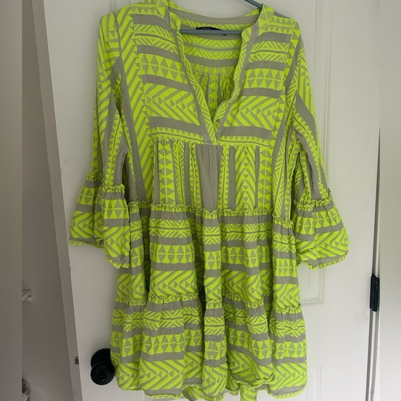 Devotion Twins neon yellow Ella dress - Picture 2 of 8